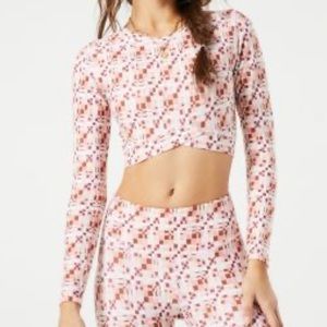 Small - L*space - NWT - Aim high long sleeve crop top, orange parttern